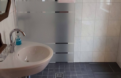 Iseltwald Apartment | Edelweiss Apartment (real swisshome)