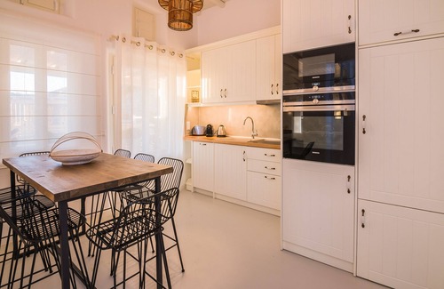 Paraga Hotel | Eden View Suites & Villas
