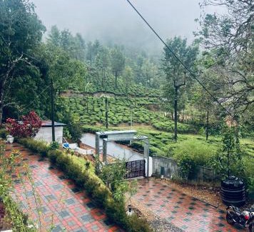 Valparai Hotel | Edenvilla