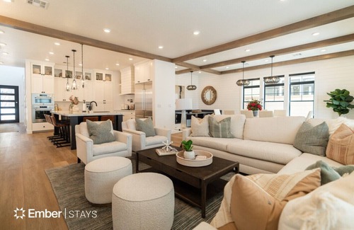 St. George House | Edgewater at Desert Color (by Ember Stays)