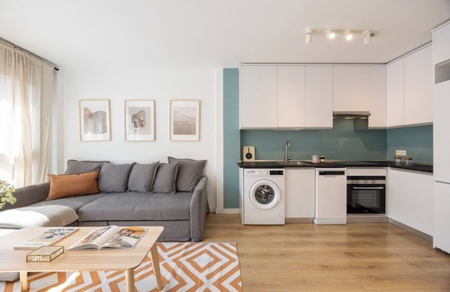 Canillas Hotel | Edmond Vibes Airport - Ifema Hub