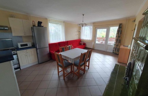 Egervar House | Egervári Béres Vendégház- Középső apartman