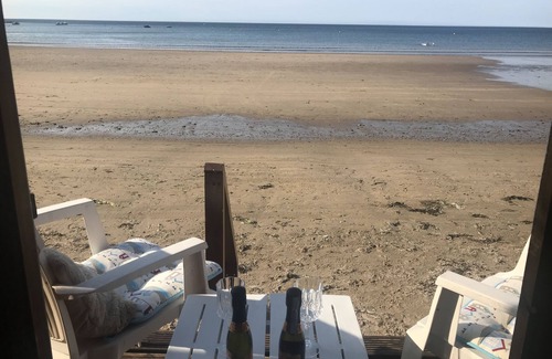 Nefyn House | EGRYN BACH 5* Luxury House + family beach hut* , Nefyn