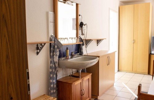 Schmidmuhlen Bed & Breakfast | Einladene Fremdenzimmer mit Außengastronomie