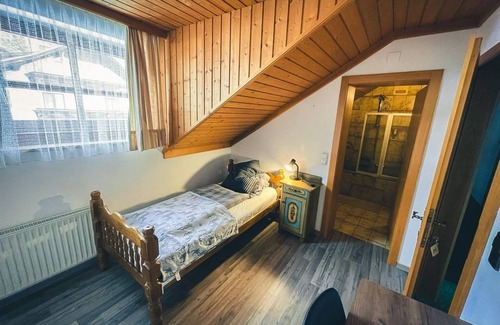 Millstatt Bed & Breakfast | Einzelzimmer 18, WC, Bad - Hotel-gasthof Lammersdorf
