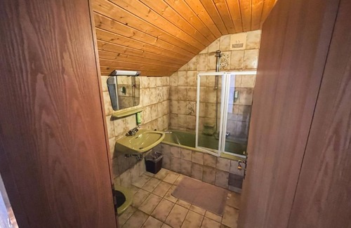 Millstatt Bed & Breakfast | Einzelzimmer 18, WC, Bad - Hotel-gasthof Lammersdorf