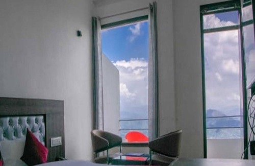 Arki House | Ekaant Cafe and Guest House