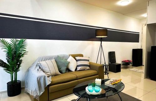 Taman Mutiara Apartment | EkoCheras Snooker Pool JD #Balcony #4Pax #AboveMall #FreeCarPark