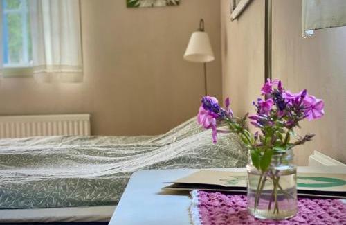 Gardsjo Bed & Breakfast | Ekologiska Fru Gran B&B i Tiveden