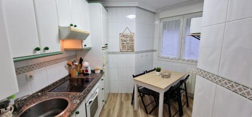 Gijon-Este Apartment | El Capricho de Miguel - 2 Hab con Wifi - VUT-4763-AS