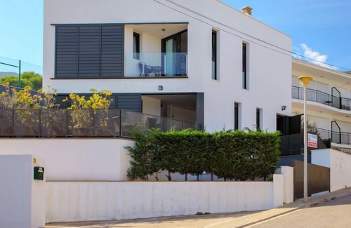 Llanca House | El Cubito by Interhome