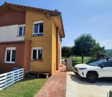 Oruna House | El Gallo Azul