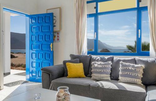 Caleta de Sebo House | El Graciosero