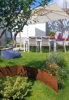 Porto do Barqueiro House | El Jardín y Mar