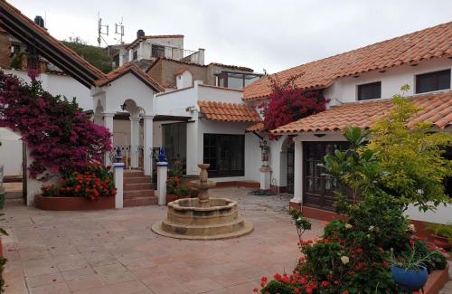 Sucre Bed & Breakfast | El Jardin De Su Merced B&B
