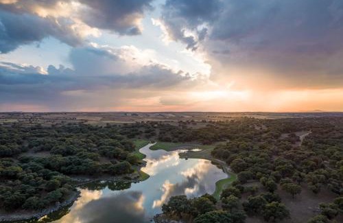 Valdefuentes Apartment | El Reloj De La Villa
