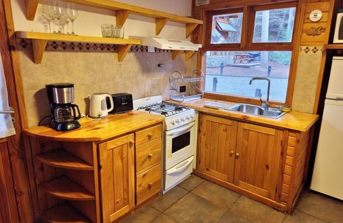 Puerto Manzano Cabin | El Remanso - Arrayan Cabin, Bahía Manzano