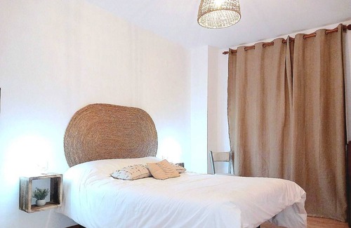 Santa Fe Condo | EL Rincón DEL Viajero-parking Gratuito-ubicado EN LA Vega, A 10 Min. DE Granada