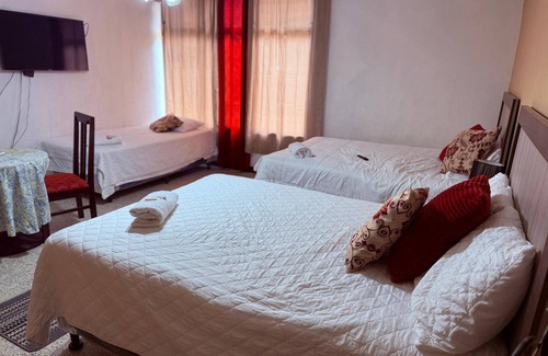 Zona 13 Hotel | EL TEJAR HOSTAL