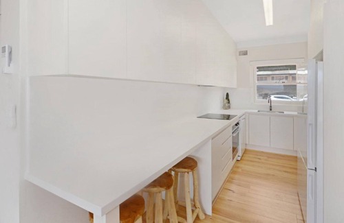 Avoca Beach Apartment | Elanora 1 - Beachfront Unit