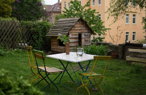 Outer Neustadt Apartment | Elderflower - the cosy apartment at Dresden Neustadt