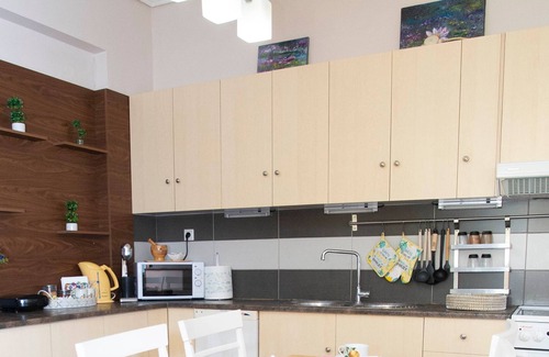 Patras Apartment | Electra's 2-Bedroom Apt-Convenient Location Patra