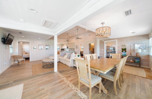Bahama Beach House | Elegance at Oleander. Beach Front home with Crazy Summer Specials On Sale Now!