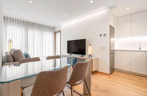 Gaztambide Apartment | Elegance & comfort in Chamberi- 4B