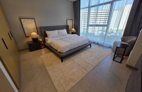 Manama Apartment | Elegant 1BR with Balcony PearlHouse Luxury Living!