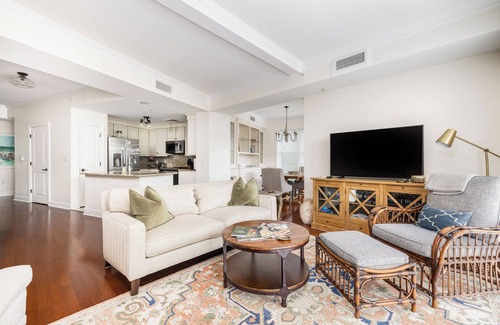 Ansonborough Condo | Elegant 3-Bedroom Condo in Historic Charleston – Steps from the Action