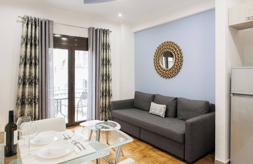 Athens Apartment | Elegant 47 m2 Room- Nicholas Point Apartments