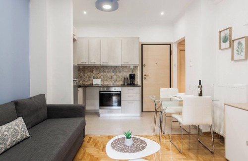 Athens Apartment | Elegant 47 m2 Room- Nicholas Point Apartments