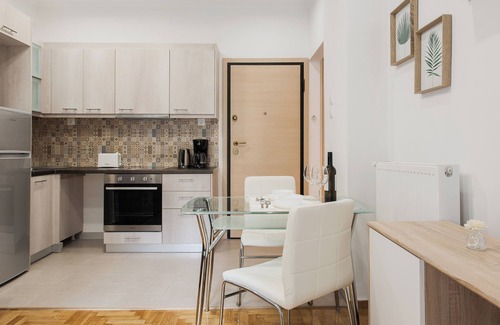 Athens Apartment | Elegant 47 m2 Room- Nicholas Point Apartments