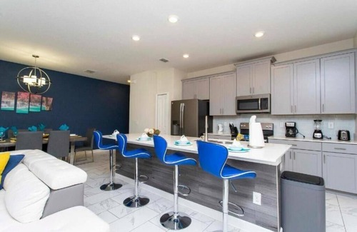 Davenport Resort | Elegant 4BR Oasis Resort Villa near Disney - Pool, BBQ & Pet friendly