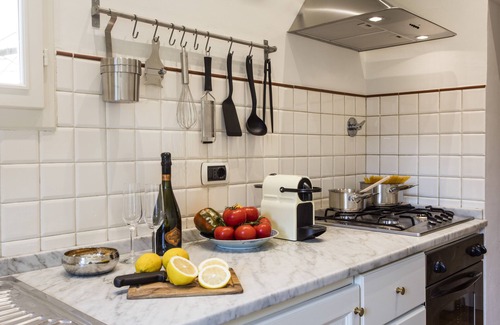 Duomo Apartment | Elegant Apartment in the heart of Florence with terrace