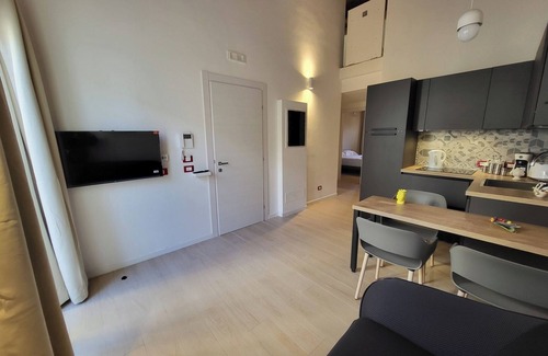 Monte di Pieta Apartment | Elegant apartment located on the 3rd floor of a newly renovated building