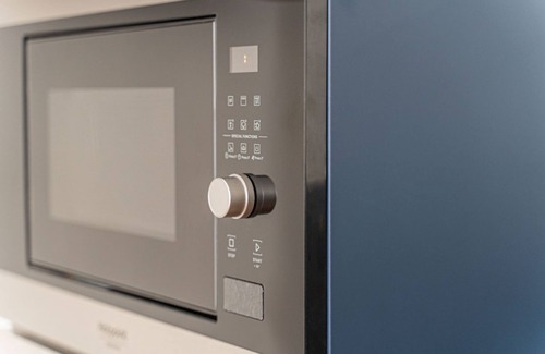 Citta Nuova-Barriera Nuova-San Vito-Citta Vecchia Apartment | Elegant apartment located on the third floor of a building without a lift.In 103 square meters of space, it accommodates 7 people, with three bedrooms and a living area with a kitchenette.Full bathroom and a service bathroom.Free parking on white lines a