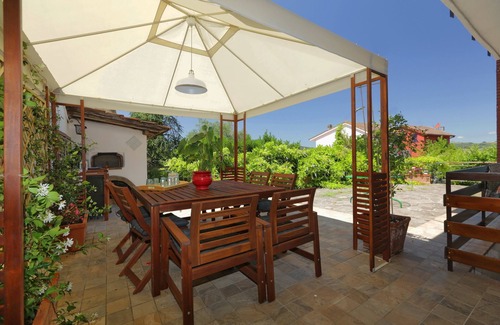 Campagnano di Roma Villa | Elegant cottage on the outskirts of Rome