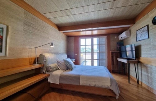 Zona LIV La Giustiniana Villa | Elegant country villa surrounded by greenery a stone's throw from the center