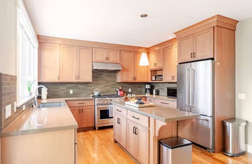 Rockridge House | Elegant Craftsman Home - Minutes From UC Berkeley