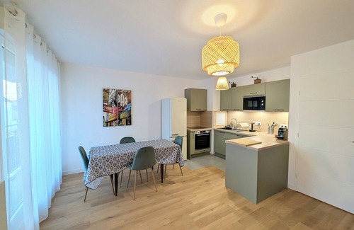 Le Parc Saint-Maur Apartment | Elegant new 3-room apartment - Close to Paris, Disneyland Paris and Orly airport