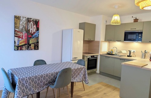 Le Parc Saint-Maur Apartment | Elegant new 3-room apartment - Close to Paris, Disneyland Paris and Orly airport