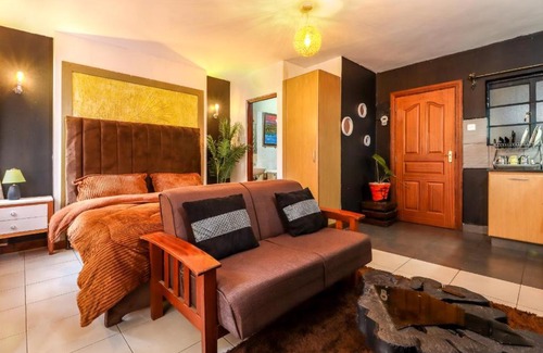 Ngara West Apartment | ELEGANT MVULI SUITE ON KIPANDE ROAD