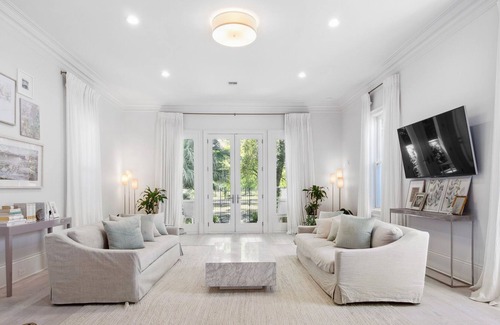 Audubon House | Elegant, New Home on Audubon Park