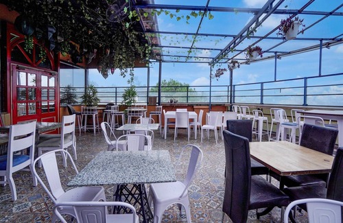 Bullawala House | Elegant Stays With Rooftop Restro and Hill View