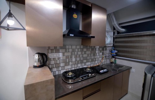 New Delhi Apartment | Elegant Studio Apartment in Central Delhi