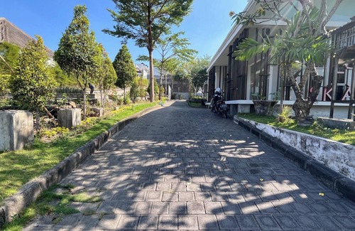 By Pass Ngurah Rai Apartment | Elegant Studio (No Kitchen) Apartment At Skales Residence Nusa Dua Bali