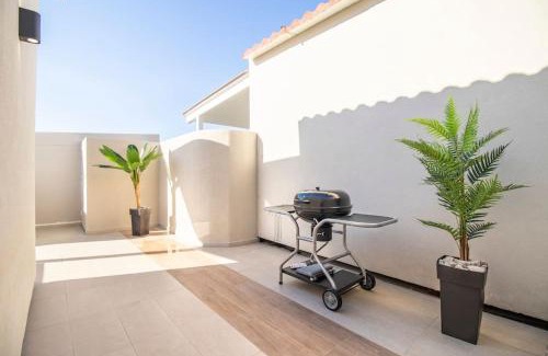 Agios Dimitrios Apartment | Elegant Suite near Beach 6