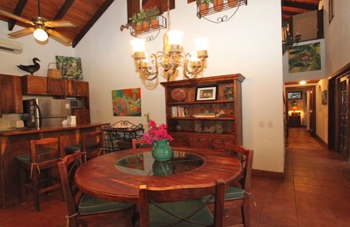 Tamarindo Villa | Elegant two-story villa, Casa Fandango, Playa Tamarindo and Play Langosta