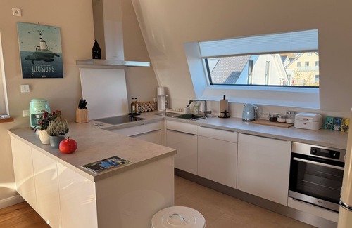 Korbecke House | Elegant vacation home Seeidylle with a view of Lake Möhne and Ansberg Forest